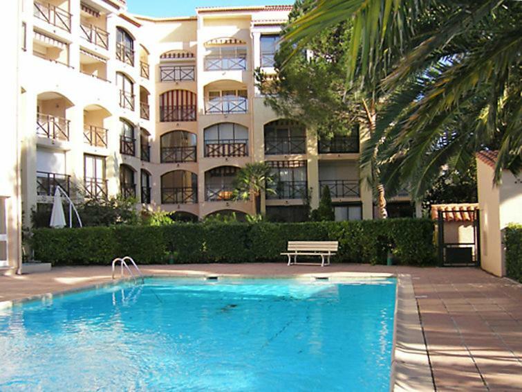 Les Coralines Apartment แซ็งต์-แมกซีม ภายนอก รูปภาพ