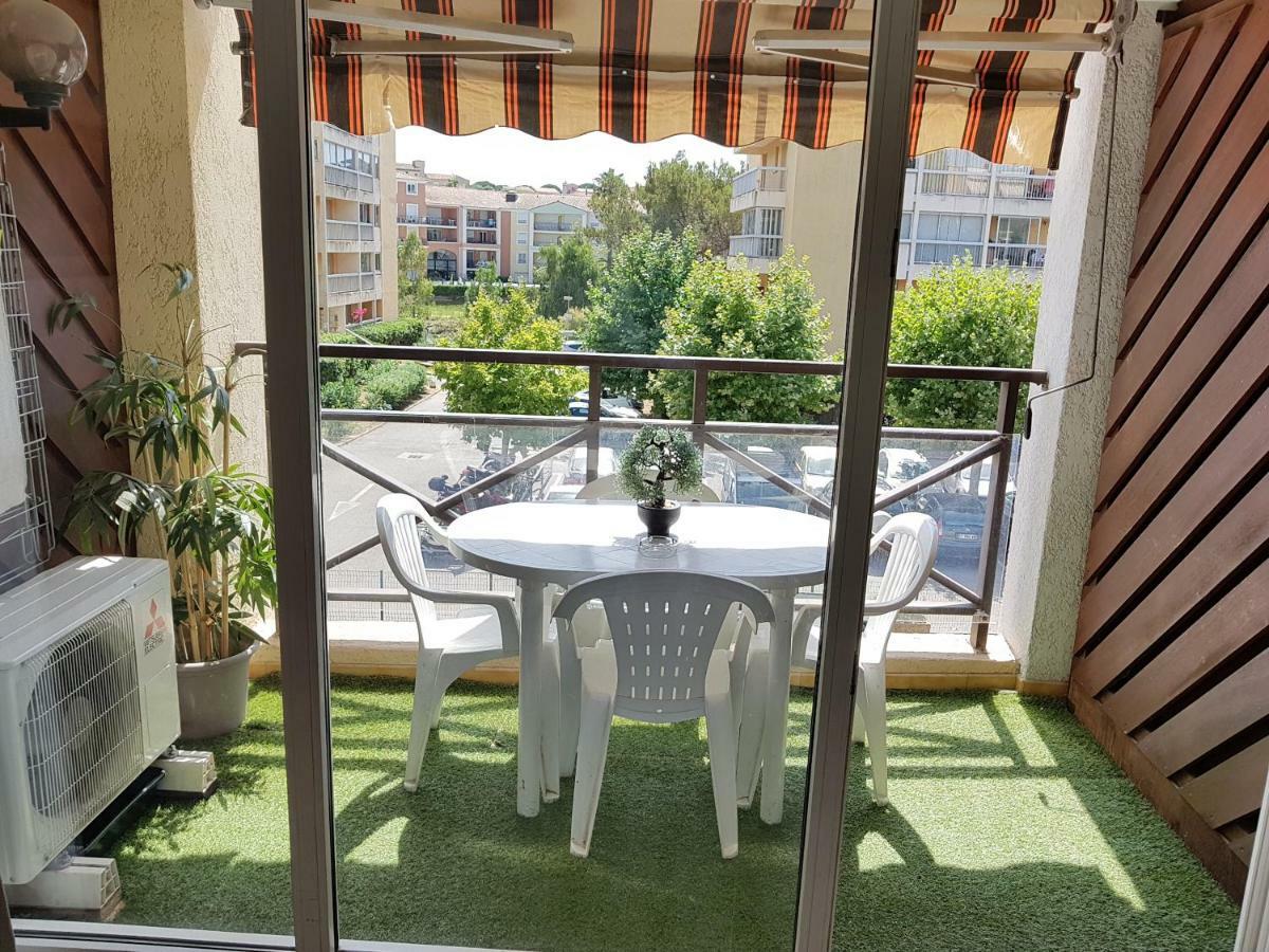 Les Coralines Apartment แซ็งต์-แมกซีม ภายนอก รูปภาพ